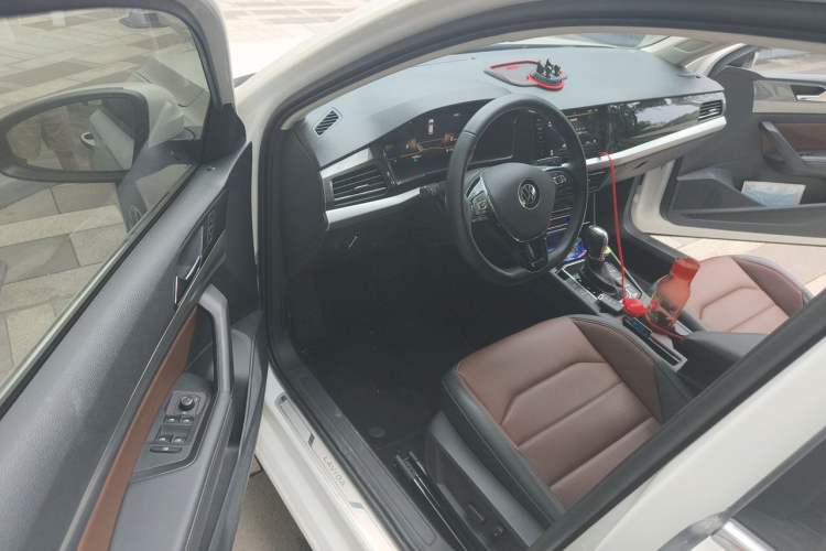 Used Volkswagen Lavida 2022 280TSI DSG Luxury Edition Driver Seat