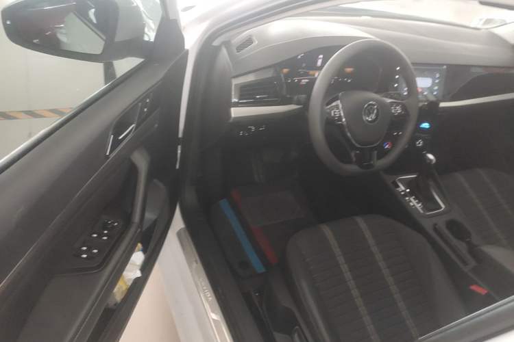 Used Volkswagen Lavida 2022 1.5L Automatic Vision Edition Driver Seat