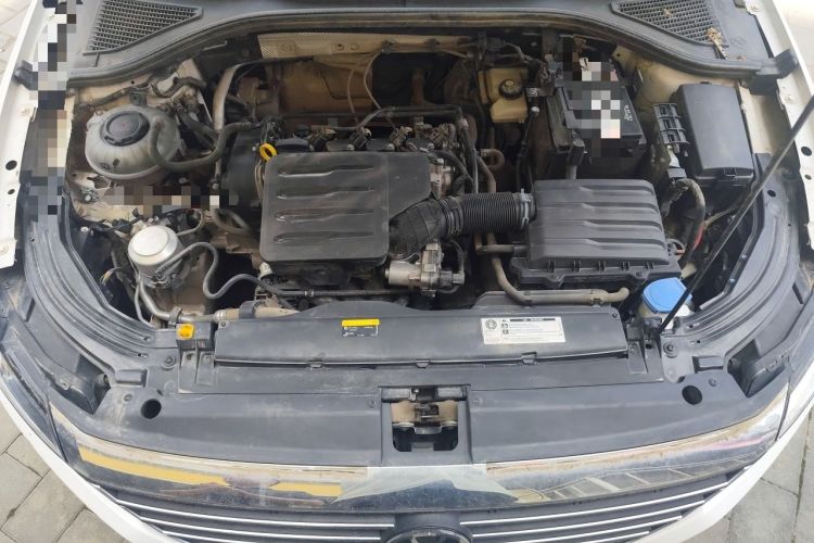 Used Volkswagen Lavida 2022 1.5L Automatic Comfort Edition Engine Bay