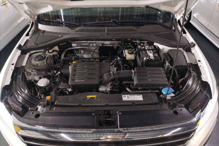 Used Volkswagen Lavida 2022 1.5L Automatic Comfort Edition Engine Bay