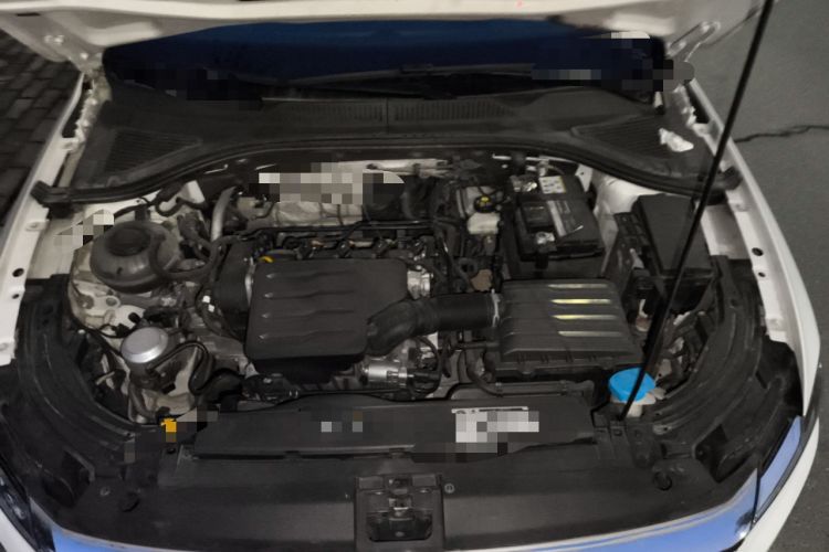 Used Volkswagen Lavida 2022 1.5L Automatic Comfort Edition Engine Bay