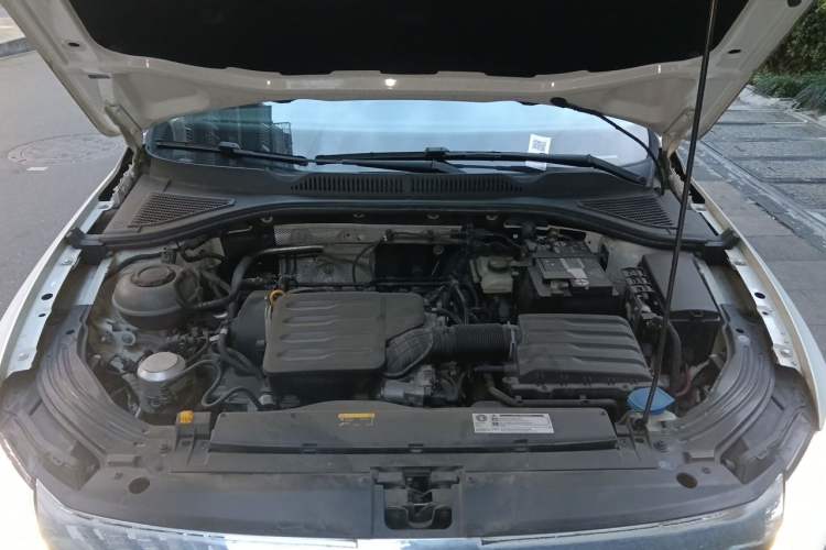Used Volkswagen Lavida 2022 1.5L Automatic Vision Edition Engine Bay