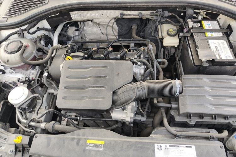Used Volkswagen Lavida 2022 1.5L Manual Comfort Edition Engine Bay