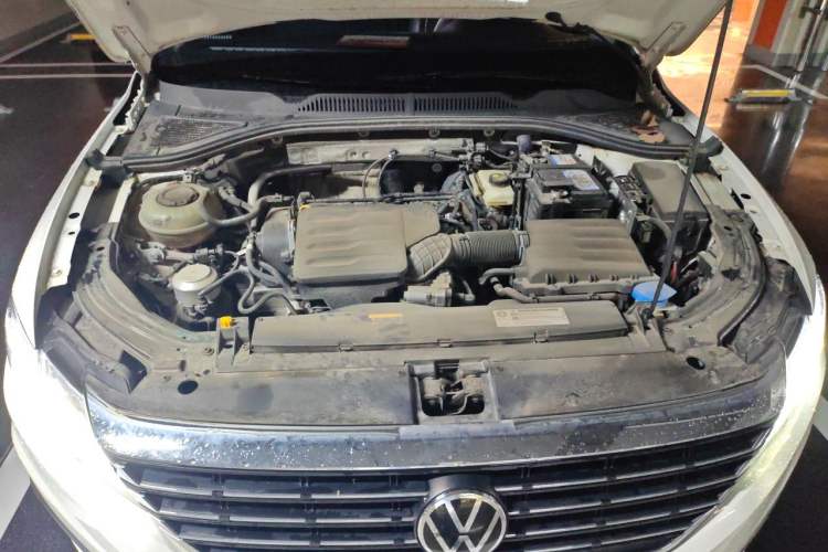 Used Volkswagen Lavida 2022 1.5L Automatic Comfort Edition Engine Bay