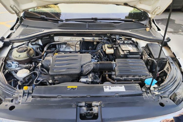 Used Volkswagen Lavida 2022 1.5L Automatic Comfort Edition Engine Bay