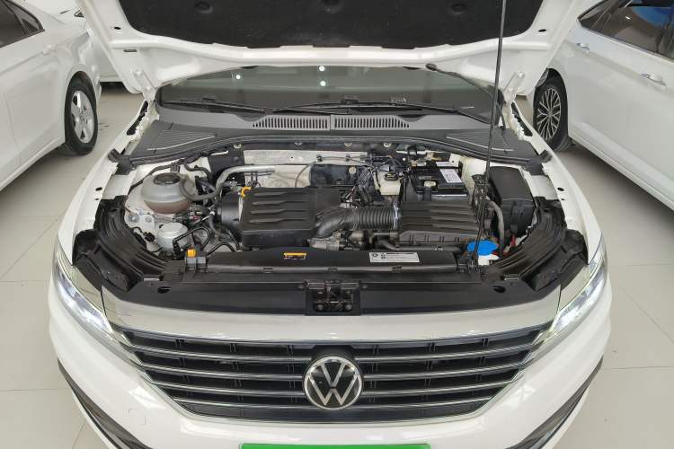 Used Volkswagen Lavida 2022 1.5L Automatic Comfort Edition Engine Bay