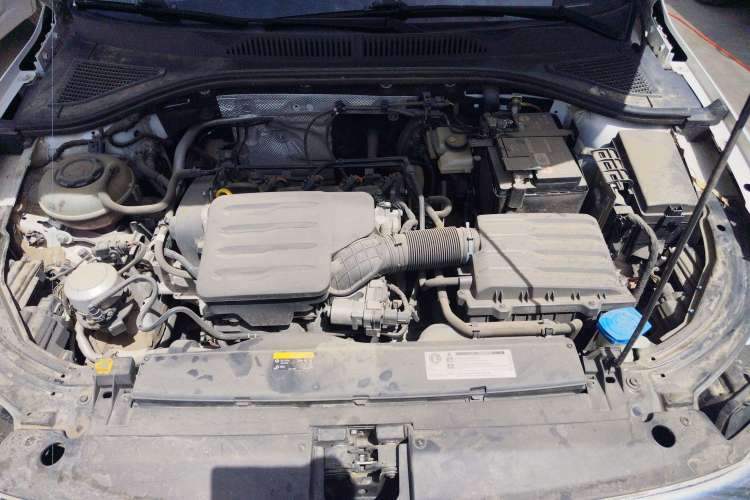Used Volkswagen Lavida 2022 1.5L Automatic Fashion Edition Engine Bay