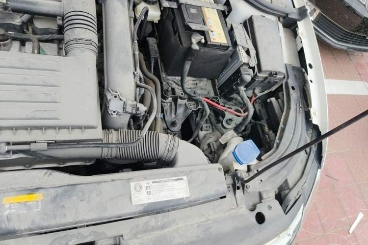 Used Volkswagen Lavida 2022 280TSI DSG Luxury Edition Engine Bay Left