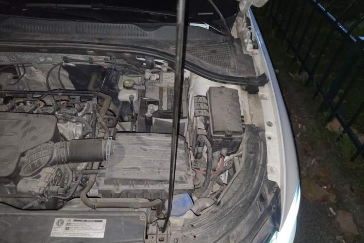 Used Volkswagen Lavida 2022 1.5L Automatic Comfort Edition Engine Bay Left