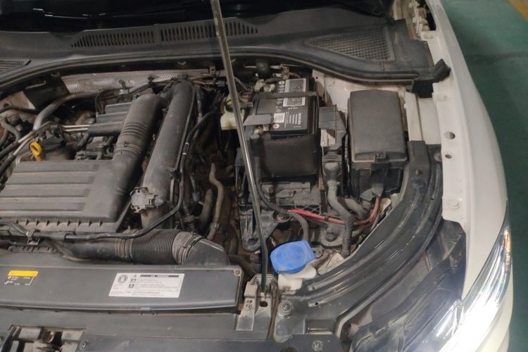 Used Volkswagen Lavida 2022 280TSI DSG Comfort Edition Engine Bay Left