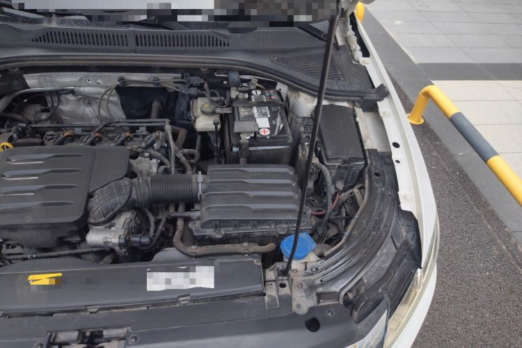 Used Volkswagen Lavida 2022 1.5L Automatic Comfort Edition Engine Bay Left
