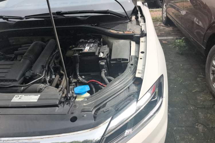 Used Volkswagen Lavida 2022 280TSI DSG Comfort Edition Engine Bay Left