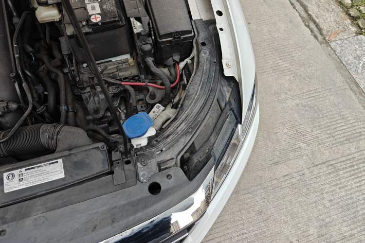 Used Volkswagen Lavida 2022 280TSI DSG Comfort Edition Engine Bay Left
