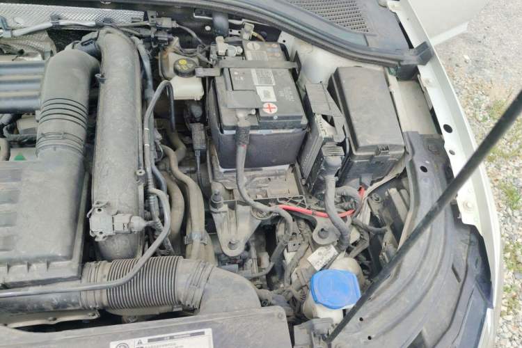 Used Volkswagen Lavida 2022 280TSI DSG Comfort Edition Engine Bay Left