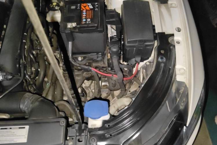 Used Volkswagen Lavida 2022 280TSI DSG Luxury Edition Engine Bay Left