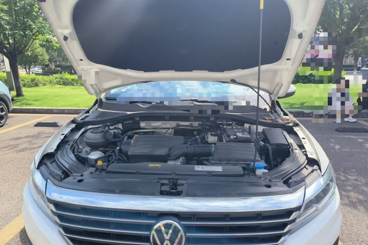 Used Volkswagen Lavida 2022 1.5L Automatic Comfort Edition Engine Bay