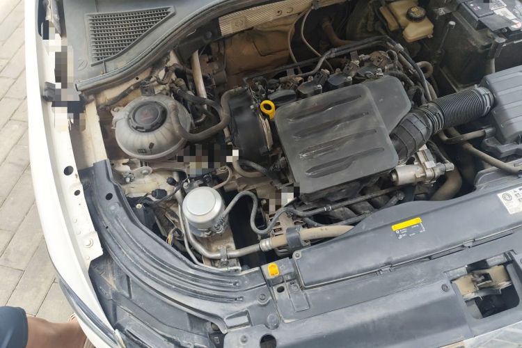 Used Volkswagen Lavida 2022 1.5L Automatic Comfort Edition Engine Bay Right