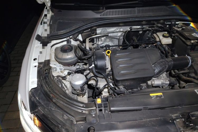 Used Volkswagen Lavida 2022 1.5L Automatic Comfort Edition Engine Bay Right