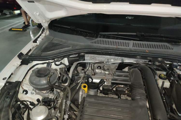 Used Volkswagen Lavida 2022 280TSI DSG Comfort Edition Engine Bay Right