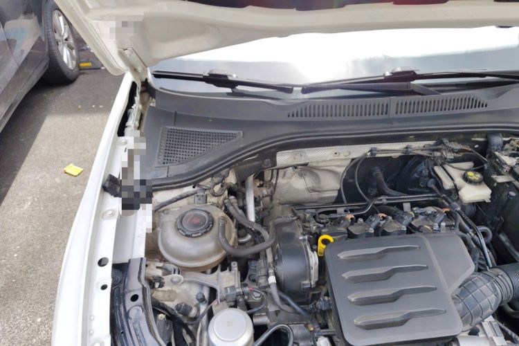 Used Volkswagen Lavida 2022 1.5L Automatic Vision Edition Engine Bay Right