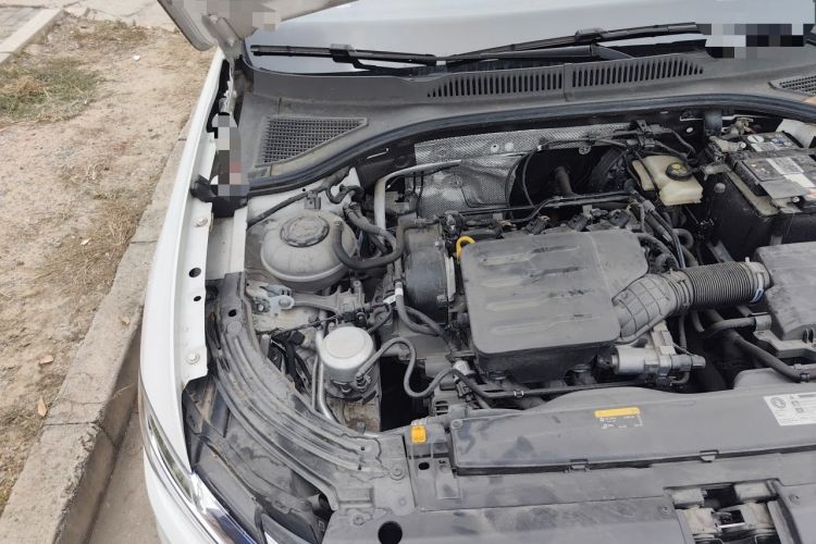 Used Volkswagen Lavida 2022 1.5L Automatic Comfort Edition Engine Bay Right