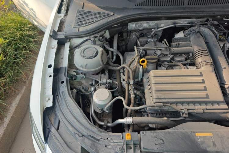 Used Volkswagen Lavida 2022 280TSI DSG Comfort Edition Engine Bay Right