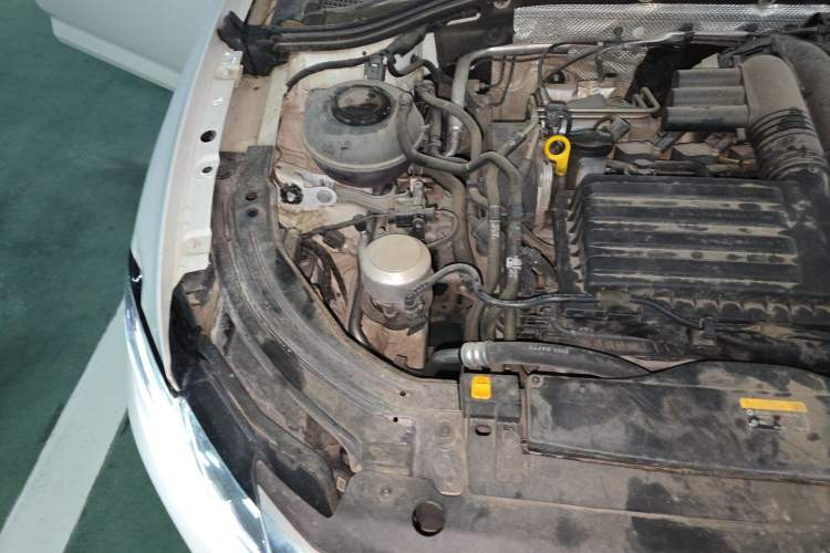 Used Volkswagen Lavida 2022 280TSI DSG Comfort Edition Engine Bay Right