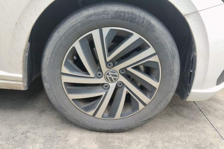 Used Volkswagen Lavida 2022 280TSI DSG Comfort Edition Exterior 1