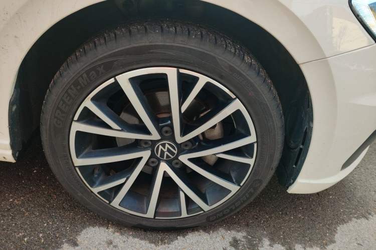 Used Volkswagen Lavida 2022 280TSI DSG Luxury Edition Exterior 1