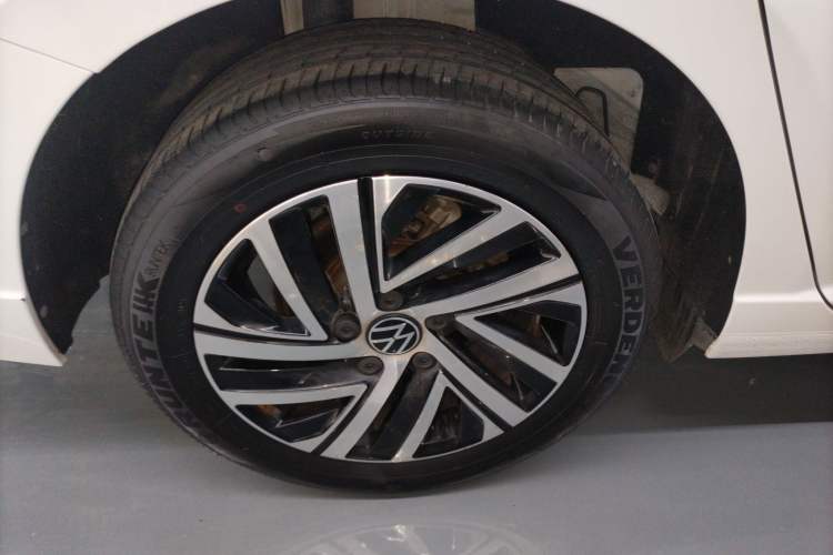 Used Volkswagen Lavida 2022 1.5L Automatic Comfort Edition Exterior 2