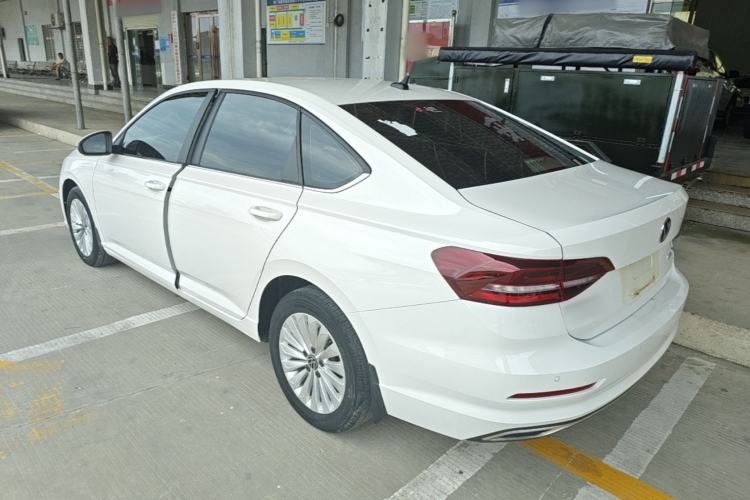 Used Volkswagen Lavida 2022 1.5L Automatic Comfort Edition Exterior 2