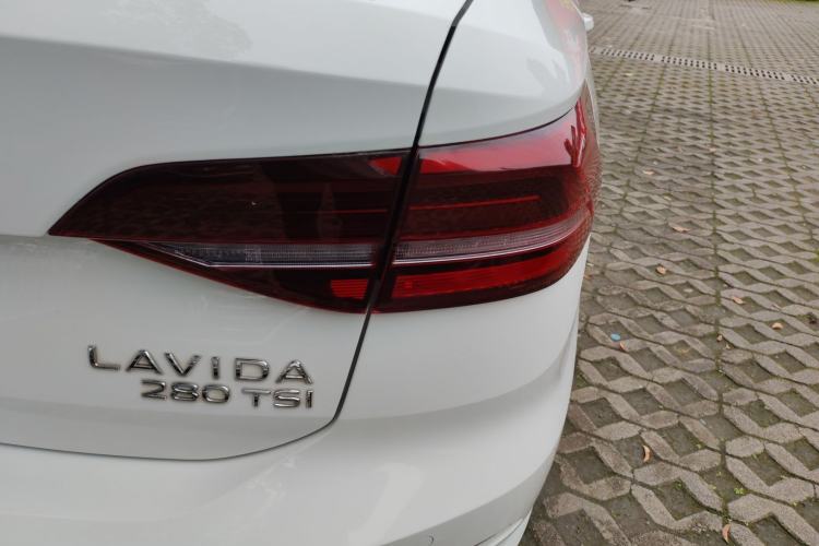 Used Volkswagen Lavida 2022 280TSI DSG Comfort Edition Exterior 2
