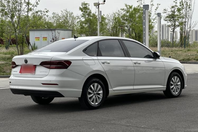 Used Volkswagen Lavida 2022 1.5L Automatic Fashion Edition Exterior 2
