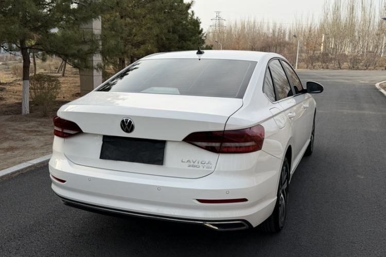 Used Volkswagen Lavida 2022 280TSI DSG Comfort Edition Exterior 3
