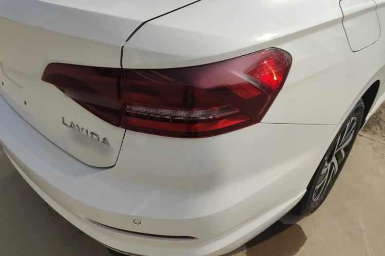 Used Volkswagen Lavida 2022 280TSI DSG Comfort Edition Exterior 3