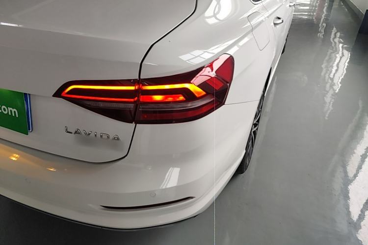Used Volkswagen Lavida 2022 280TSI DSG Luxury Edition Exterior 3