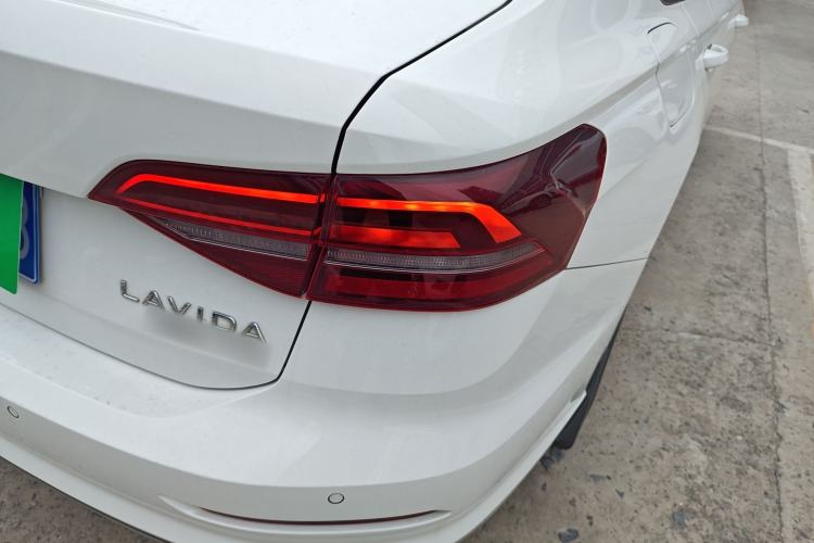 Used Volkswagen Lavida 2022 280TSI DSG Comfort Edition Exterior 3