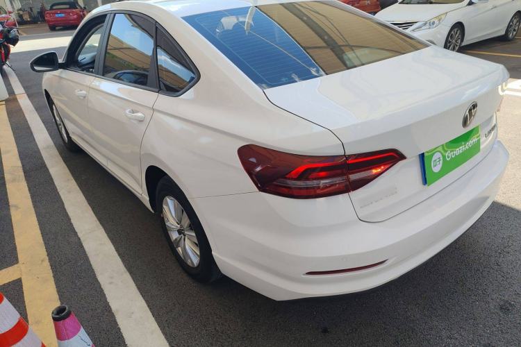 Used Volkswagen Lavida 2022 1.5L Automatic Fashion Edition Exterior 3