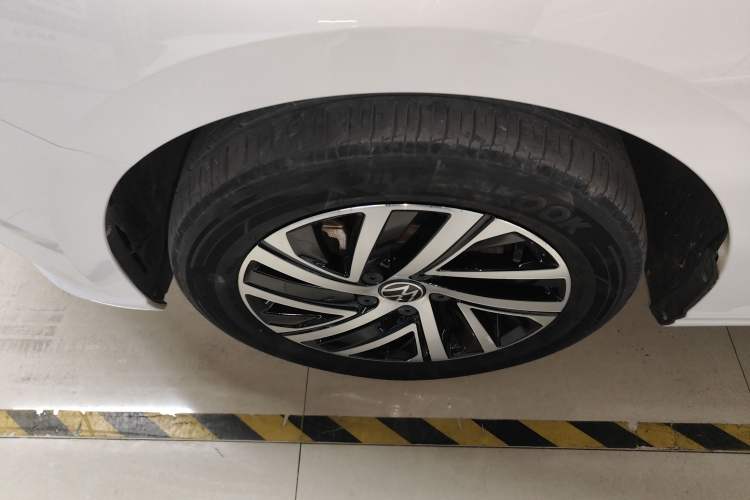 Used Volkswagen Lavida 2022 280TSI DSG Comfort Edition Exterior 4