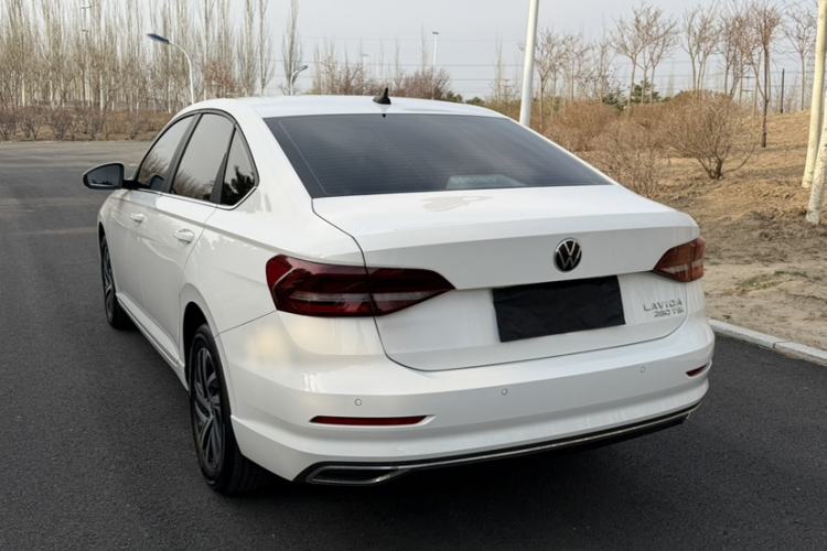 Used Volkswagen Lavida 2022 280TSI DSG Comfort Edition Exterior 4