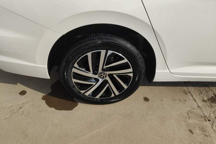 Used Volkswagen Lavida 2022 280TSI DSG Comfort Edition Exterior 5