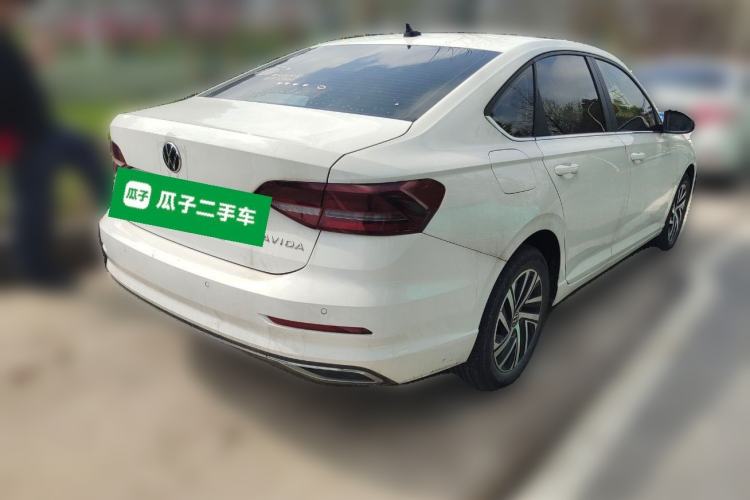 Used Volkswagen Lavida 2022 1.5L Automatic Comfort Edition Exterior 5