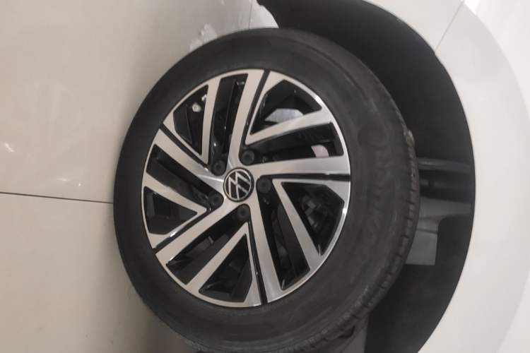 Used Volkswagen Lavida 2022 1.5L Automatic Vision Edition Exterior 5