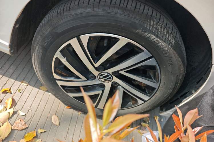 Used Volkswagen Lavida 2022 1.5L Automatic Vision Edition Exterior 7