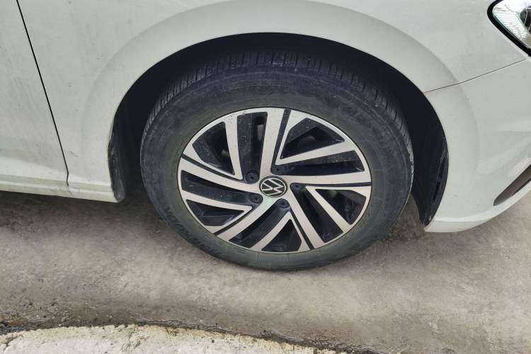 Used Volkswagen Lavida 2022 1.5L Automatic Comfort Edition Exterior 7