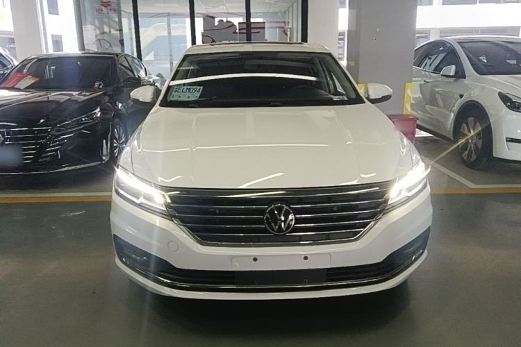 Used Volkswagen Lavida 2022 1.5L Automatic Comfort Edition Front
