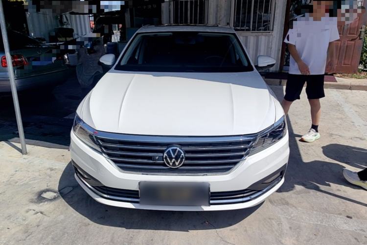 Used Volkswagen Lavida 2022 1.5L Automatic Comfort Edition Front