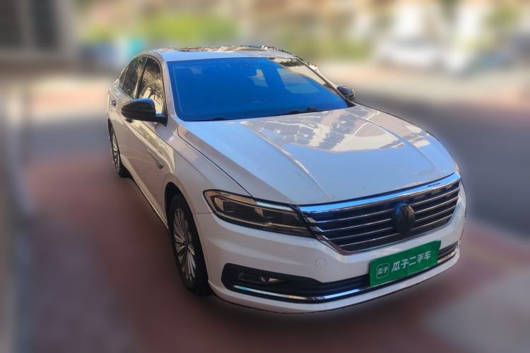 Used Volkswagen Lavida 2022 1.5L Automatic Comfort Edition Front Right 45 Deg