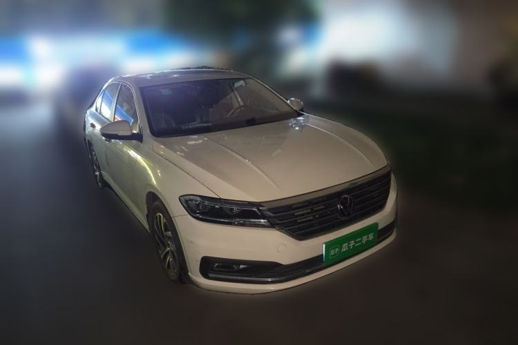Used Volkswagen Lavida 2022 1.5L Automatic Comfort Edition Front Right 45 Deg