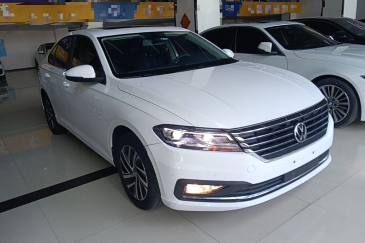 Used Volkswagen Lavida 2022 280TSI DSG Comfort Edition Front Right 45 Deg